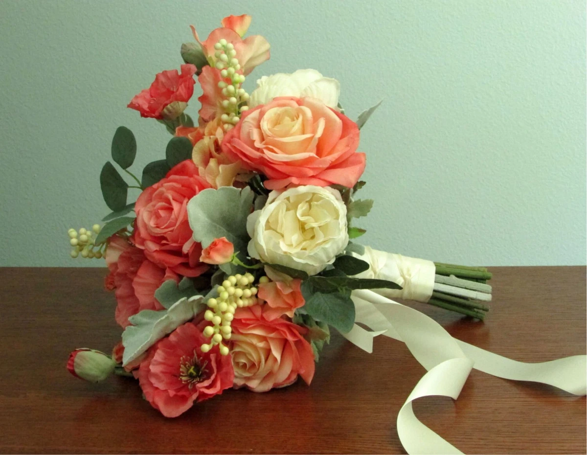 6x6 Clay Floral Green Hydrangea Bouquet Artwork