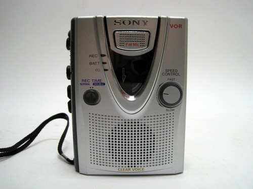 Sony Cassette-Corder TCM-400DV VOR Walkman Personal Cassette Recorder Player