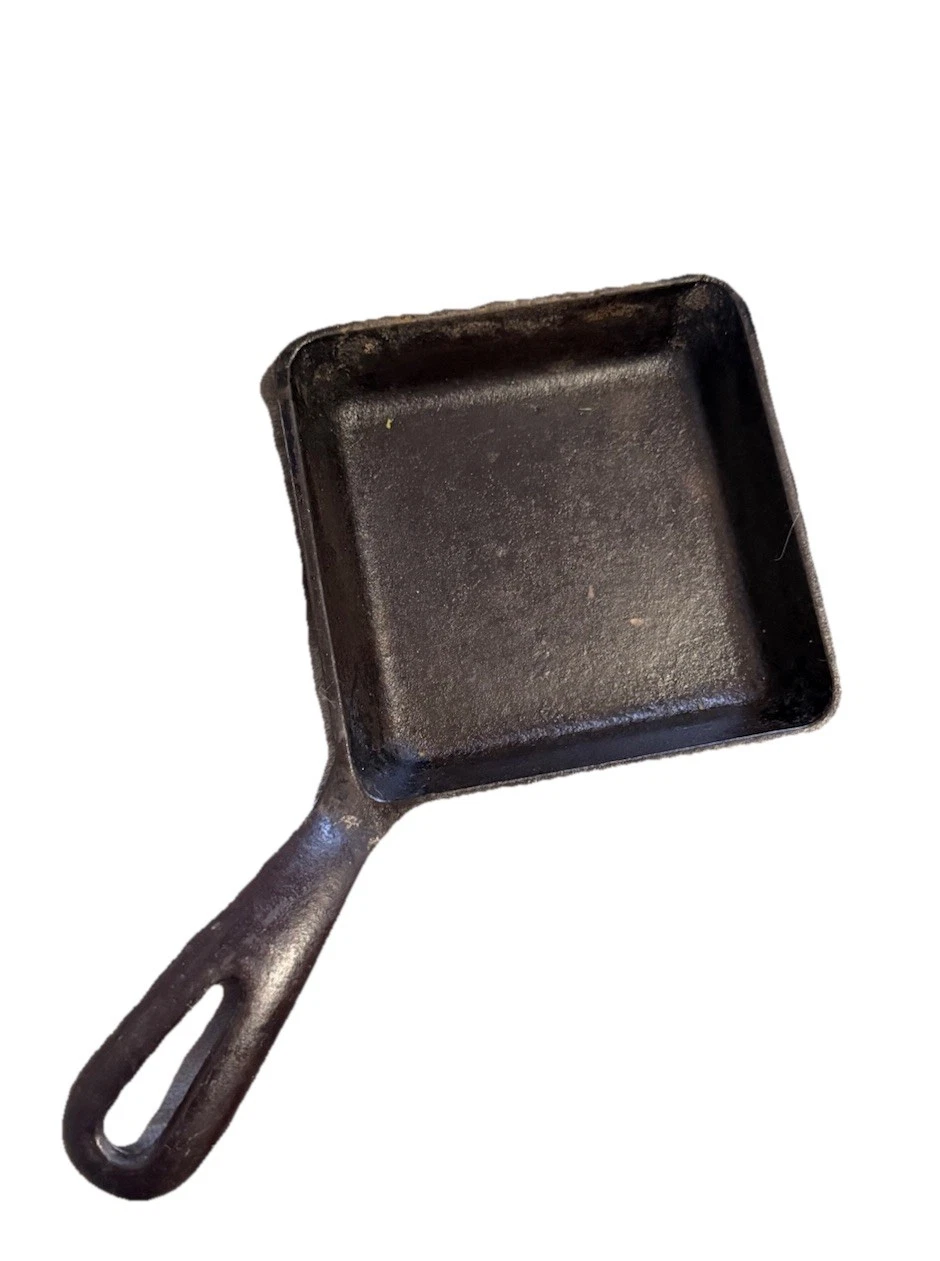 Vintage GRISWOLD Square Egg Skillet #53 Cast Iron Very Good Condition