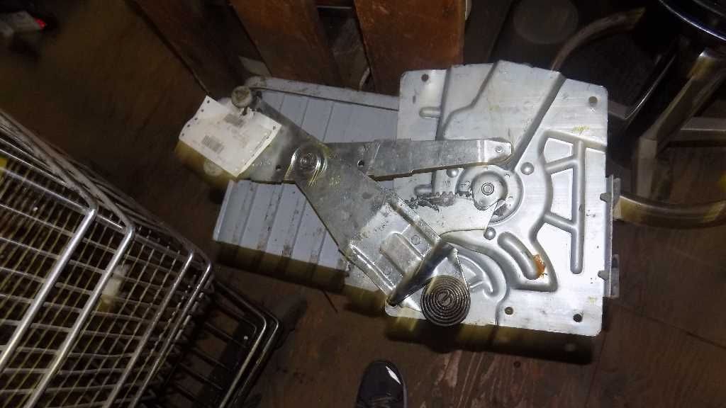 Passenger Rear Window Regulator Electric Fits 95-05 BLAZER S10/JIMMY S15 23256