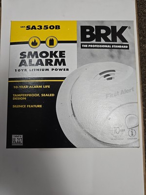 First Alert BRK SA350B Smoke Alarm with Lithium Battery