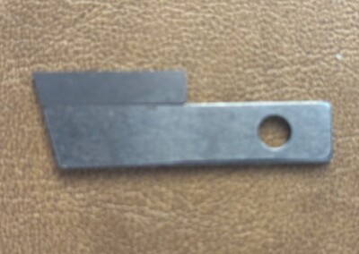 Lower Knife Genuine PFAFF Part for 4860, 4870 SINGER 14U594,14U595