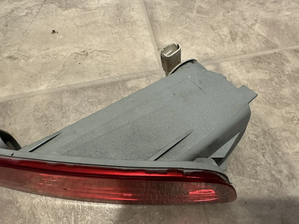 10 11 12 13 VOLVO XC60 REAR SIDE MARKER LIGHT DRIVERS SIDE LEFT OEM 2010-2013 - Image 2 of 4