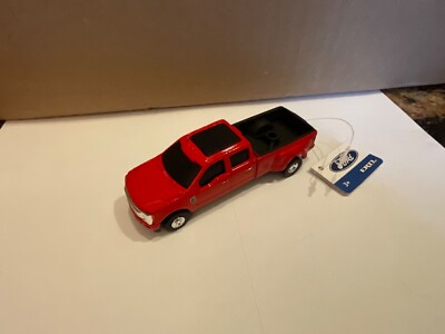 Ertl 1/64 1:64 diecast  Collect N Play   2020 Ford F-350 dually pickup red