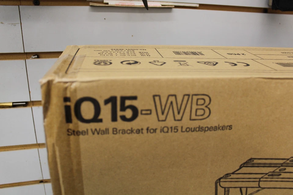 Paquete de 2 soportes de pared Turbosound iQ IQ15-WB para altavoces iQ15 NUEVO - ENVÍO GRATUITO Foto 2 de 4