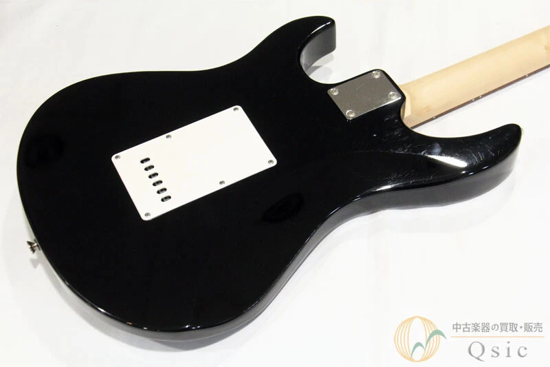YAMAHA PACIFICA012 Electric Guitar
