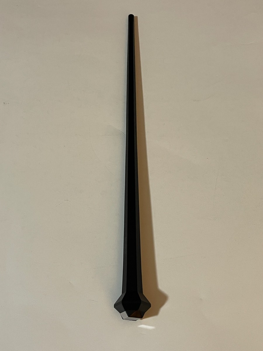 Vicência Santos Collector Wand
