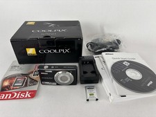 Nikon CoolPix S560 Black 10.0MP Digital Camera w/Box, Battery, Charger SD Card