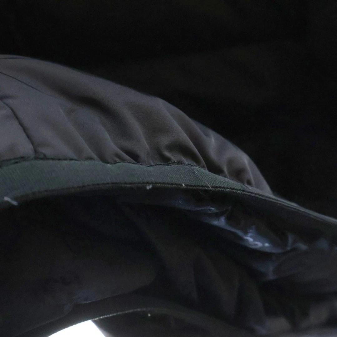 Giubbotto piumino Gucci 17aw Hysteria foderato logo GG zip nero 439366 Z735A usa