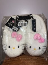 NEW HELLO KITTY PLUSH HOUSE SLIPPERS WOMEN ADULT SIZE M FOREVER 21 NWT SEALED