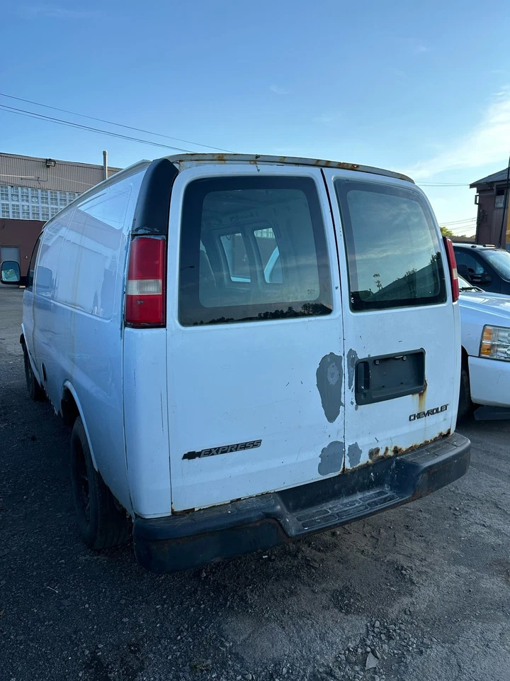 Used Rack and Pinion Assembly fits: 2006 Chevrolet Express 2500 van Power Steeri Foto 4 de 4