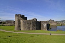 Photo 12x8 Caerphilly Castle. Caerphilly/Caerffil Caerphilly Castle (Wels c2015