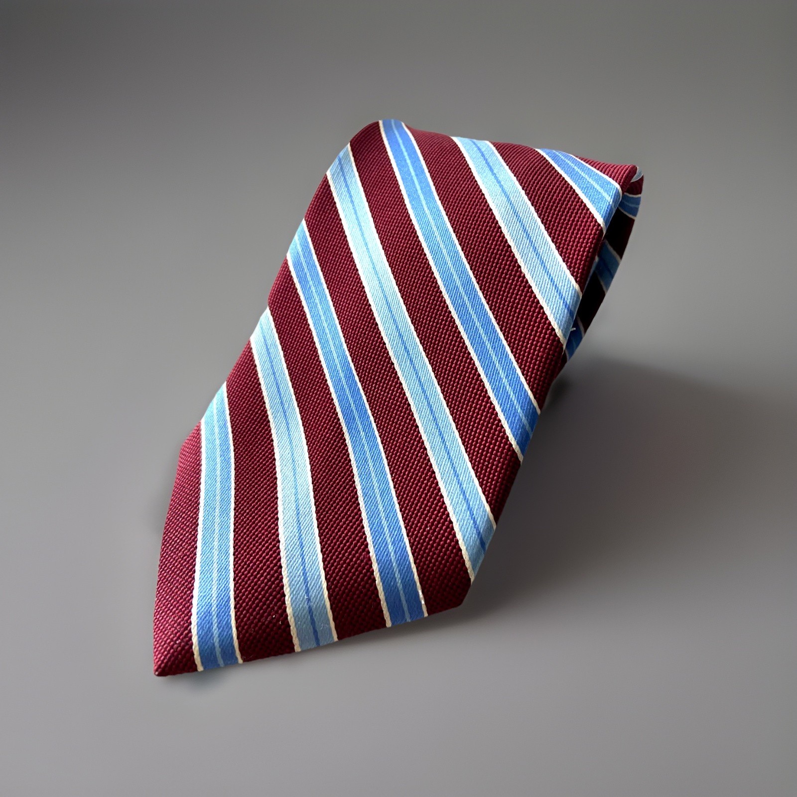 Brooks Brothers Jacquard Design Striped Pattern Silk Neck Tie Long 61 x 4