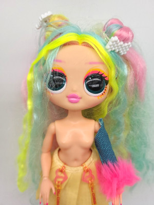 Recently Unboxed Surprise OMG Sunshine Color Change Bubblegum DJ Fashion Doll