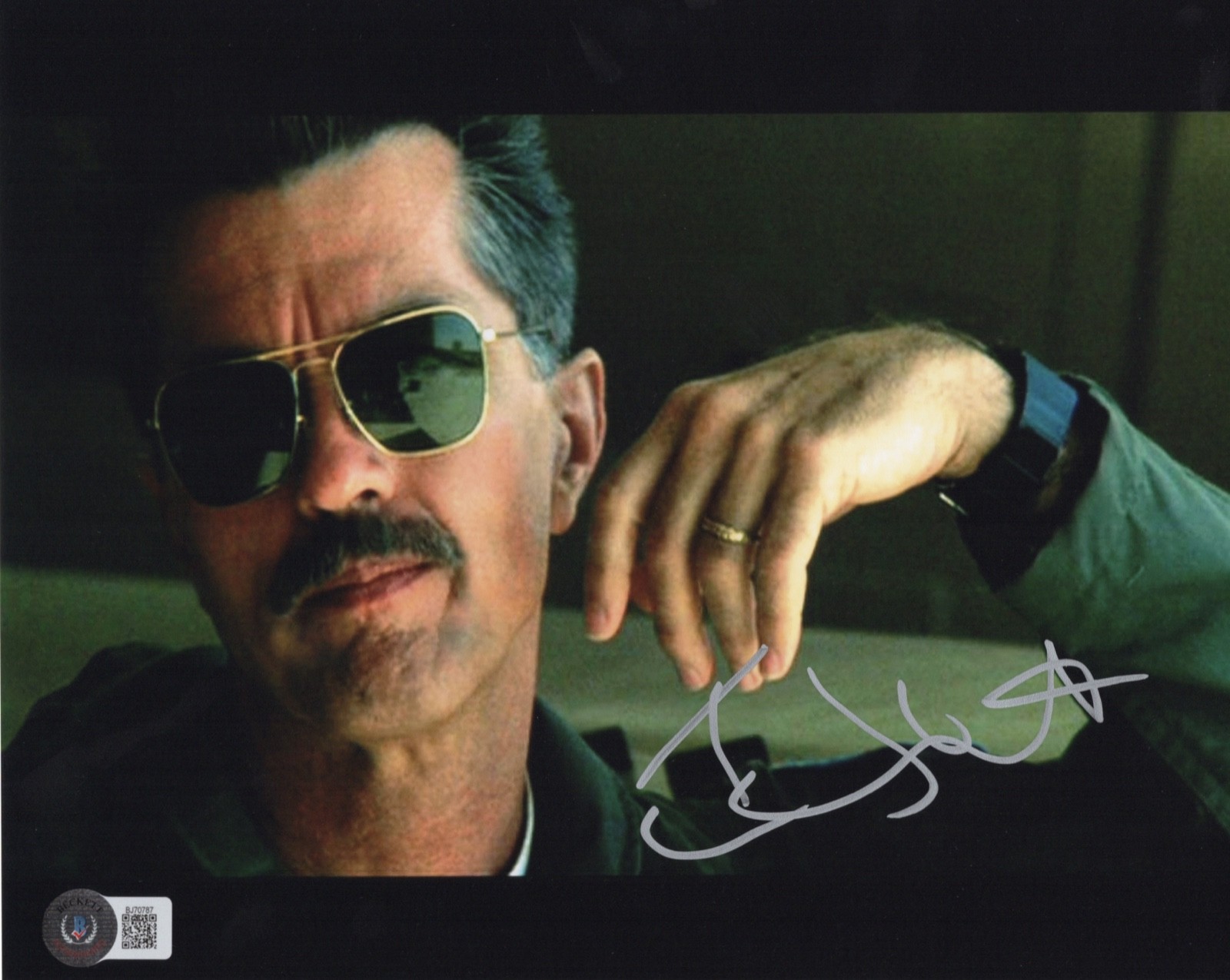 Tom Skerritt Autographed Signed VIPER TOP GUN 8x10 Photo Beckett BAS 