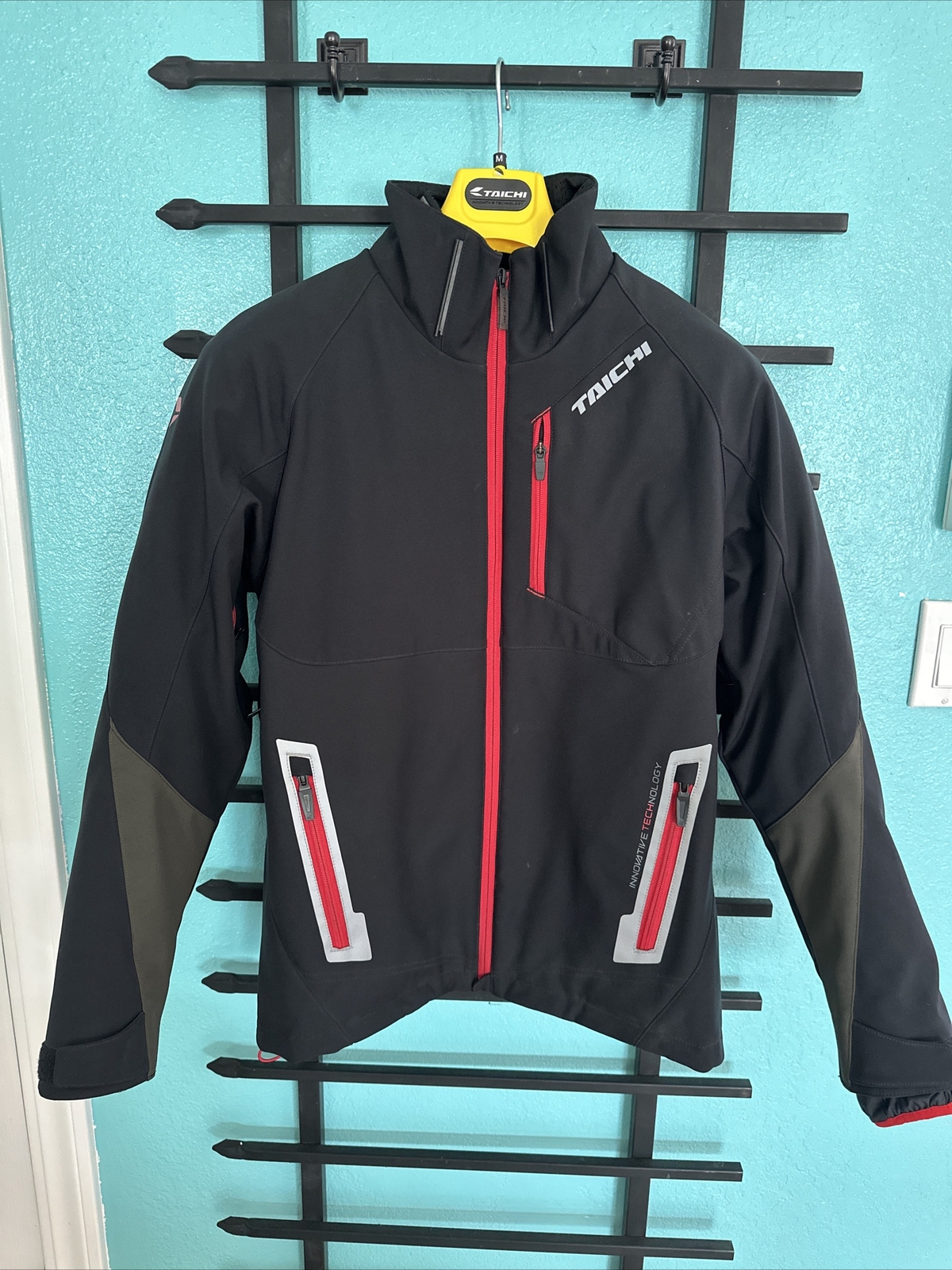 taichi jacket Innovative Technology - image 1