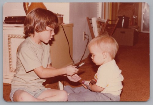 Boys Sitting On Carpet Sharing Toy Retro Microphone 1978 - Picture 2 of 3