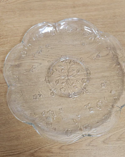 Vintage Anchor Hocking Savannah Platter 1980's Floral Pattern