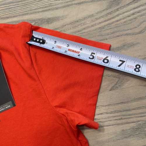 NEW Levi's Red World Music 501 FM T-shirt Boys size Large Shirt Sleeve NWT - Picture 8 of 15
