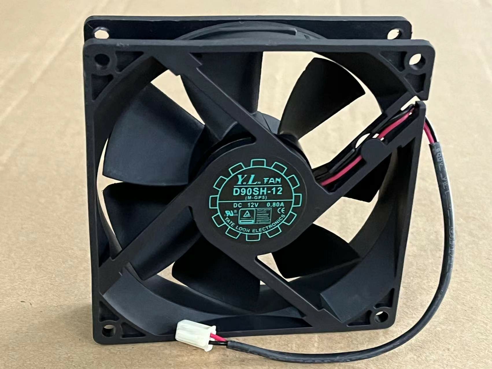 1PC  2 wire chassis cooling fan  90*90*25 12V 0.80A D90SH-12