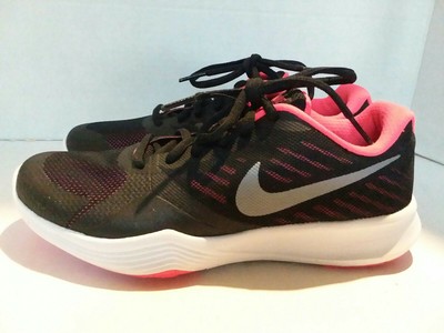 metallic detail city trainers