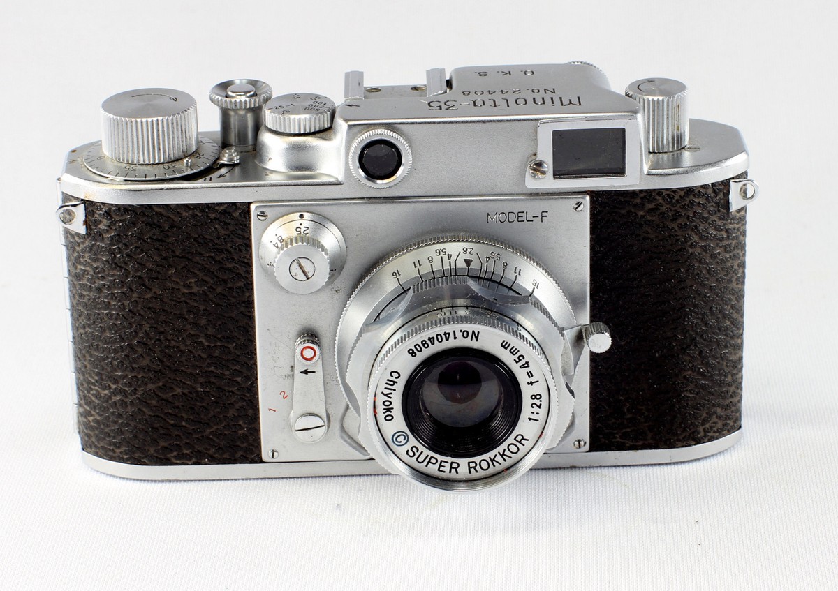 Vintage Minolta F 35mm Rangefinder Camera, #24408, Super Rokkor 