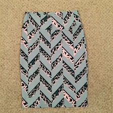 LuLaRoe Cassie Skirt Small Blue Pink Geometric Pull On Unlined