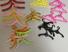 Barbie Doll Accessories: Clothes Hangers Mixed Lot 25  9 Soft Plastic