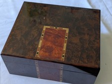 Piękny ręcznie robiony humidor z drewna cedrowego firmy Passatore!!!