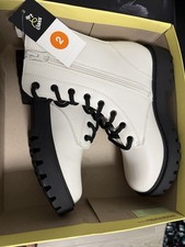 art class Girls Combat Ankle Boots Size 2 Lace-Up Side Zip Cream/Black Lug