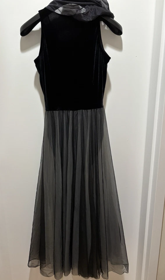 Fantasia de personagem de conto de fadas, top/collant de veludo, saias de rede preto/branco, G - Imagem 4 de 4