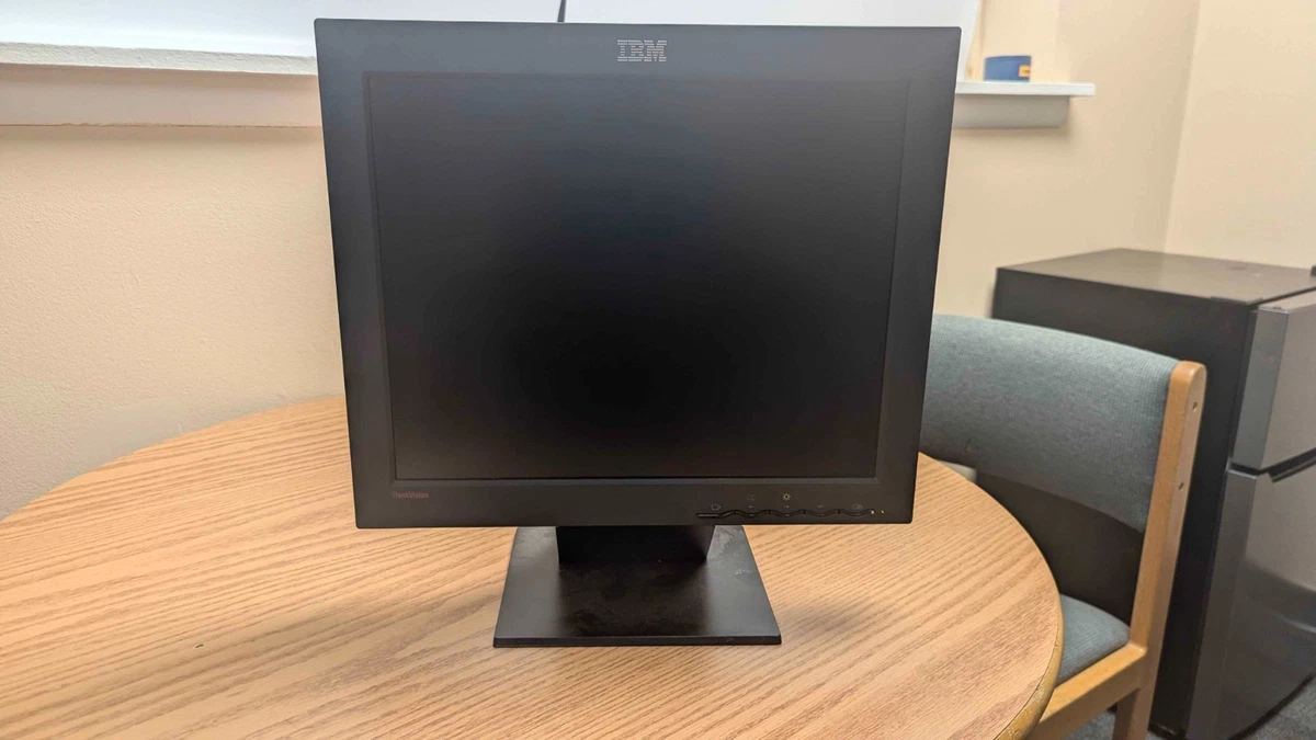 5538-VWD ディスプレイモニター　IBM IBM T221 液晶ディスプレイ(約4K)