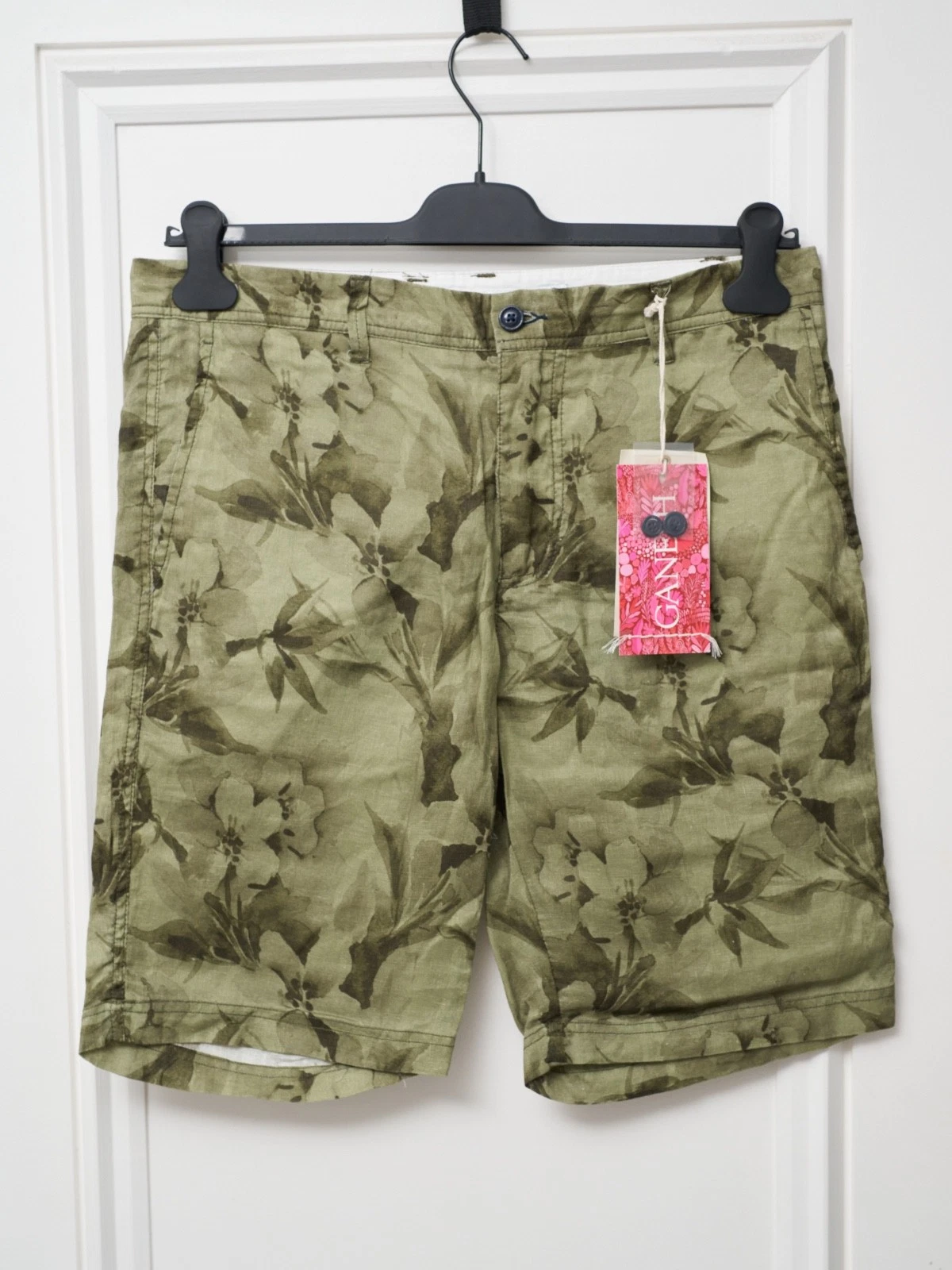 Linen Shorts Mens Green Medium 33 Ganesh Olive Floral Camo Pattern NEW RRP £84
Opens in a new window