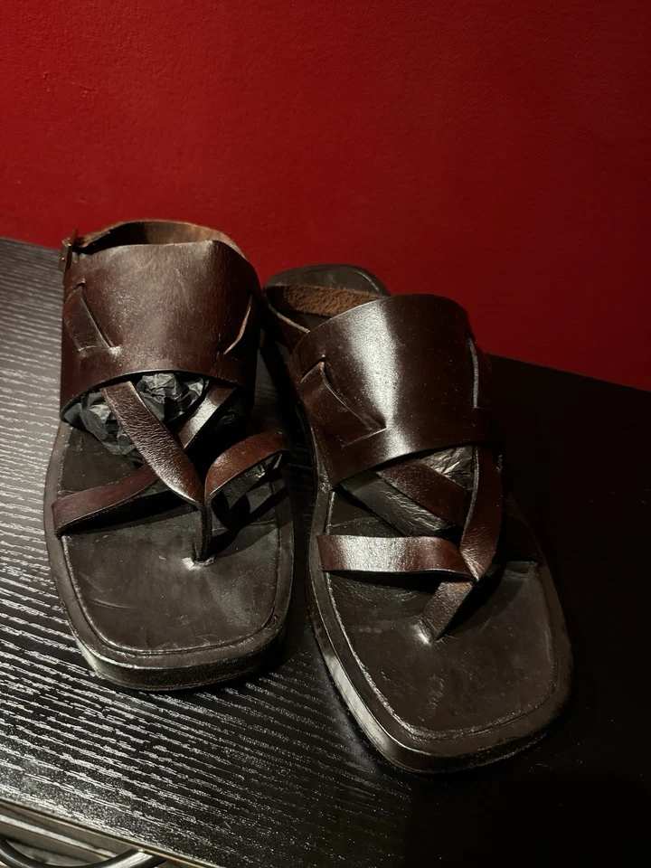 Sandalias de gladiador de cuero marrón Gucci para hombre talla 9 *Era Tom Ford* Foto 3 de 4