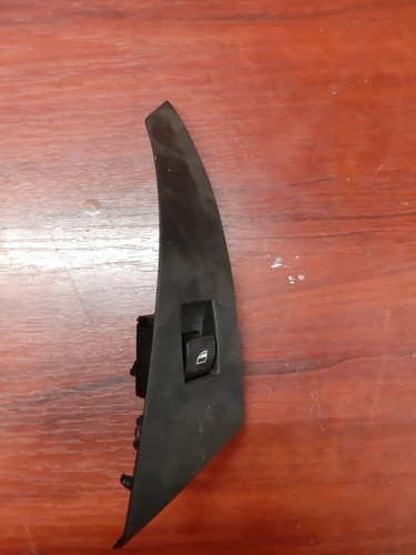 BMW 5 E60 Schalter für Fensterheber hinten links 6951966 3.00 Diesel 23683630