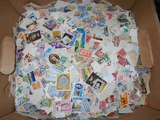 Worldwide foreign stamp mix - One pound (16 oz) off-paper - bulk lot