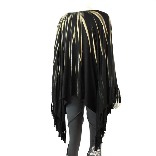 Poncho cravatta colorante frange ocra nera fantasia 02 jersey - Imagen 3 de 4