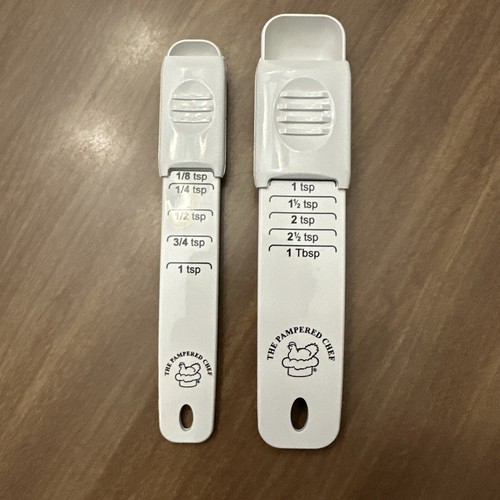 Lot Of 4 Pampered Chef Adjustable Measuring Cups and Spoons - Picture 4 of 5