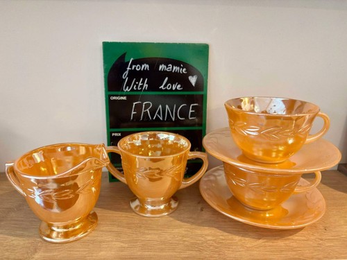 Vase vintage en verre opale blanc – Le Sélectionneur - Brocante en ligne