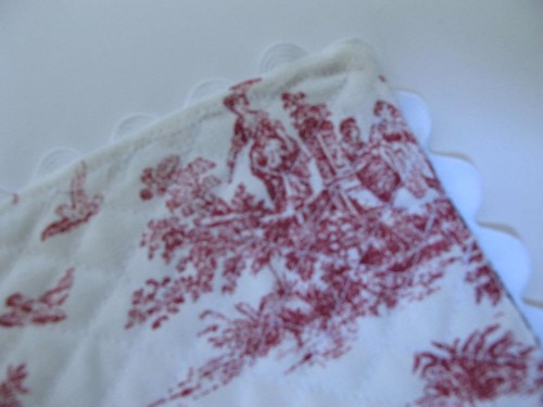Set of 8 Reversible Toile Placemats in Red Toile and Black Toile Prints Ric Rac - Picture 15 of 15