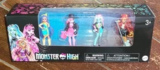 Monster High (2025) Draculaura/Clawdeen Wolf/Cleo de Nile/Abbey 2.5" Figurines