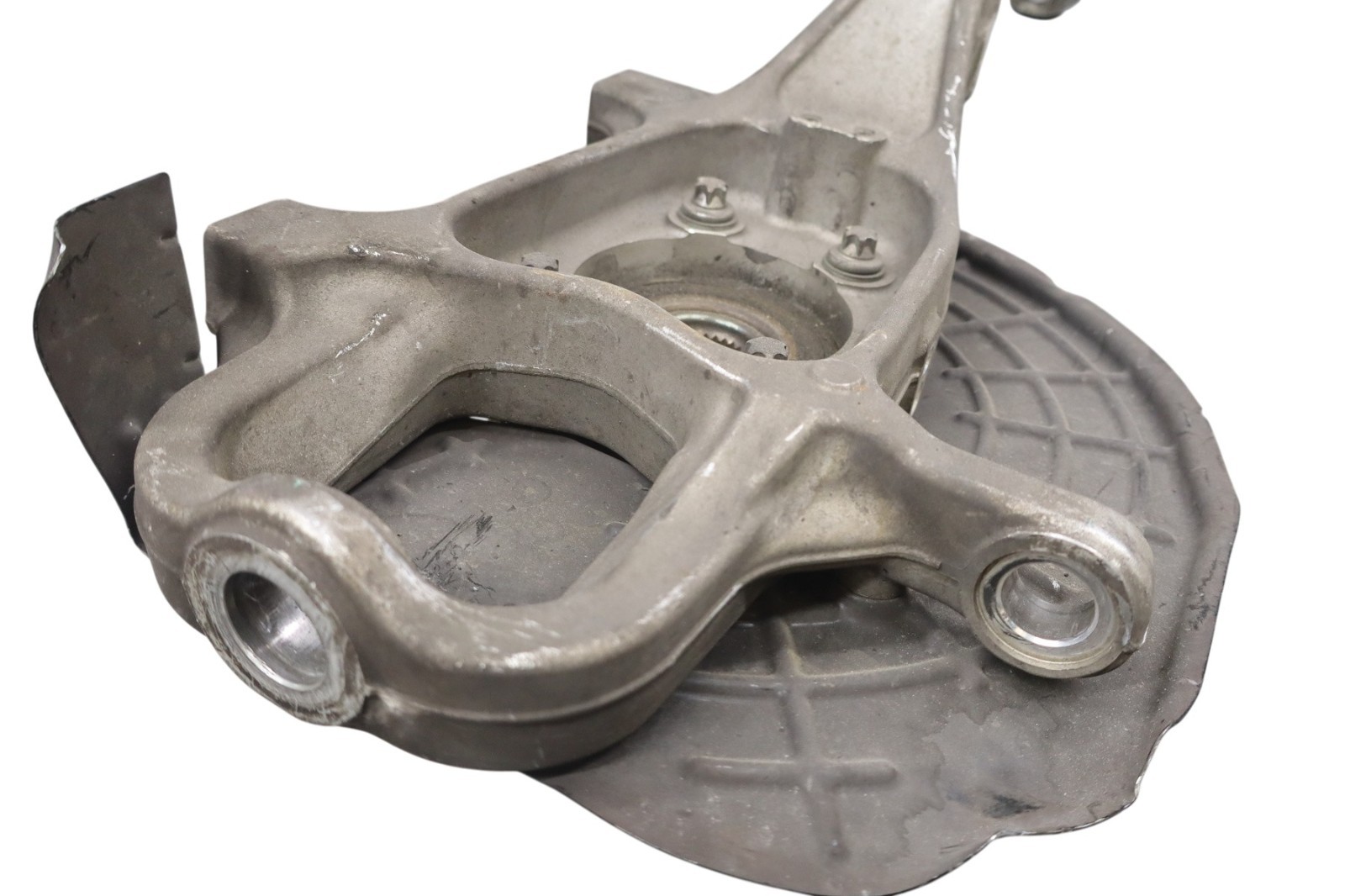14-18 Maserati Ghibli M157 Front Right Passenger Side Spindle Knuckle Hub Oem