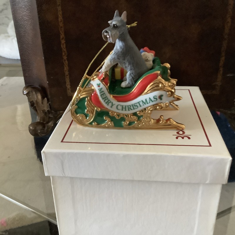 Danbury Mint Miniature Schnauzer Dog Ornament SANTA'S HELPER 2006   O1