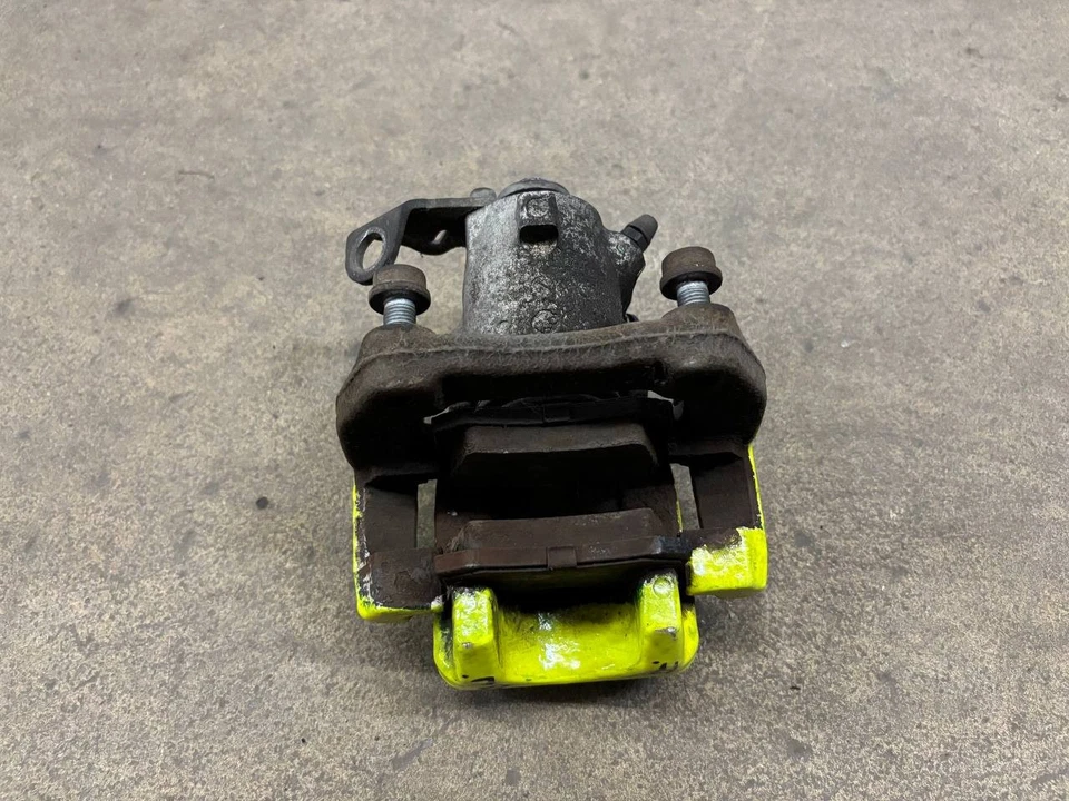 Lucas brake caliper rear left VW Golf 4 Bora V6 4motion Audi S3 8L TT neon green - Image 4 of 4