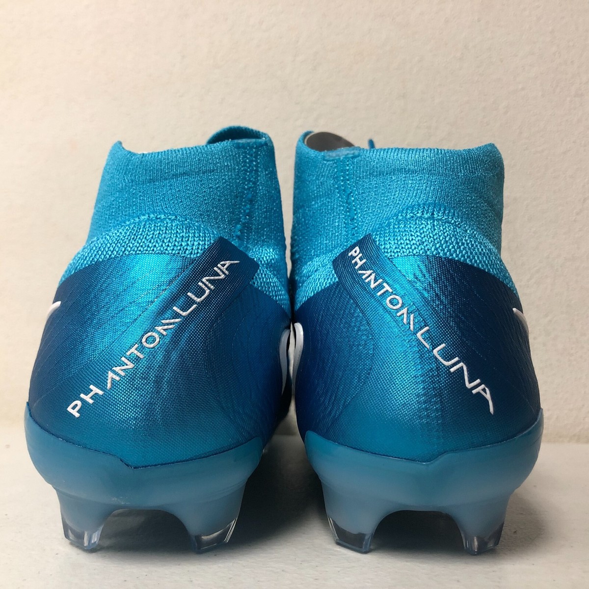Nike Phantom Luna II Elite FG Blue Fury White FJ2572-400 Size 9.5