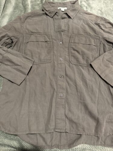STANDARD JAMES PERSE Blouse Size 2 Roll Tab Sleeve Buttondown Shirt Pockets