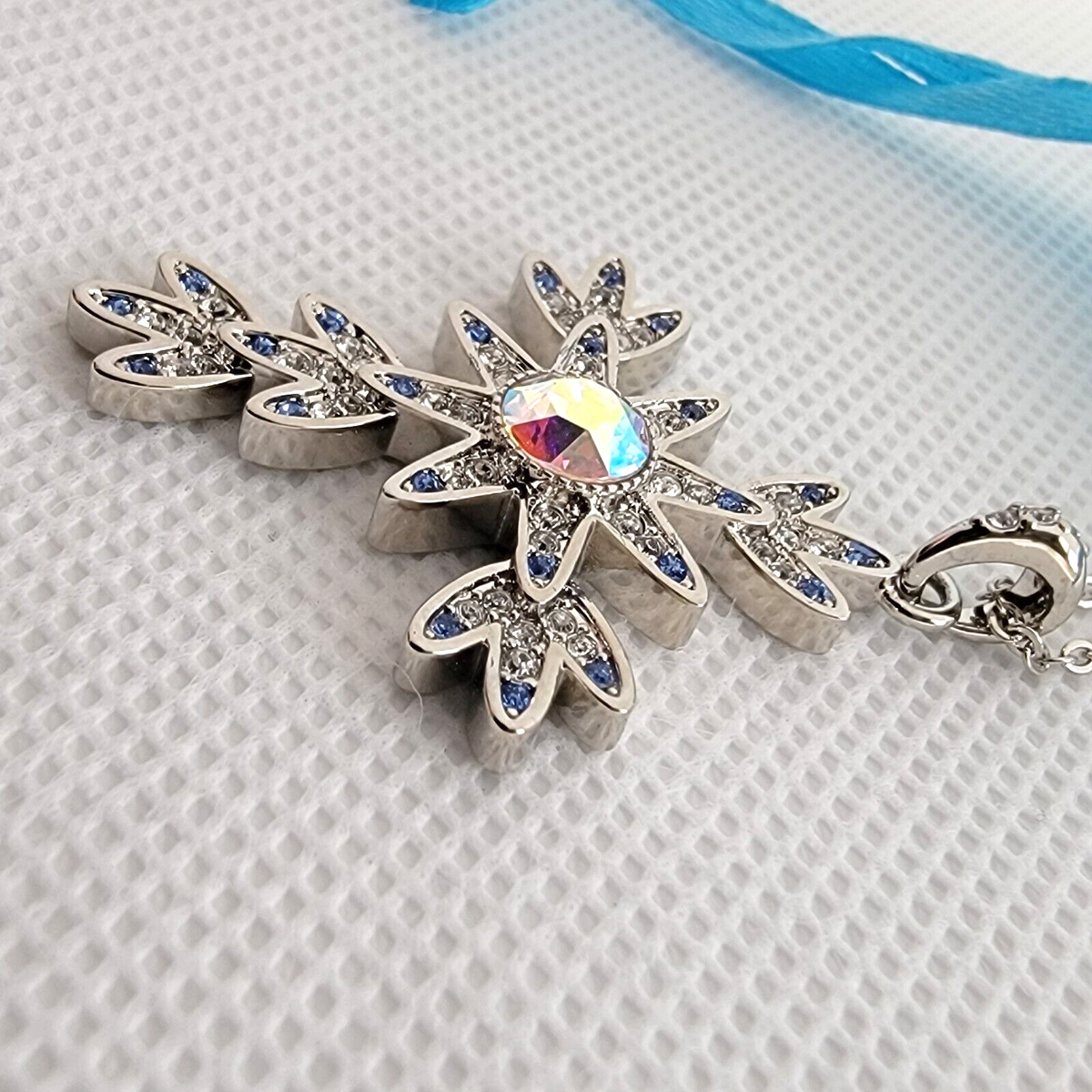 Willabee & Ward January Snowflake Cross Simulated Diamond Willabee & Ward January Snowflake Cross Simulated Diamond