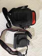 Canon EOS Rebel T2i 18MP Digital SLR Camera Body, NO CHARGER, battery pack bag