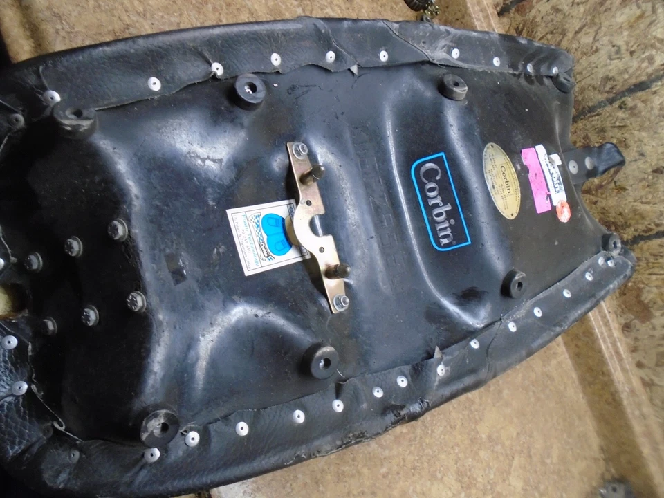 1995 Kawasaki ZX1100 ZX 1100 E GPZ Corbin Seat Front Rear Aftermarket GPZ1100 95 - Image 4 of 4