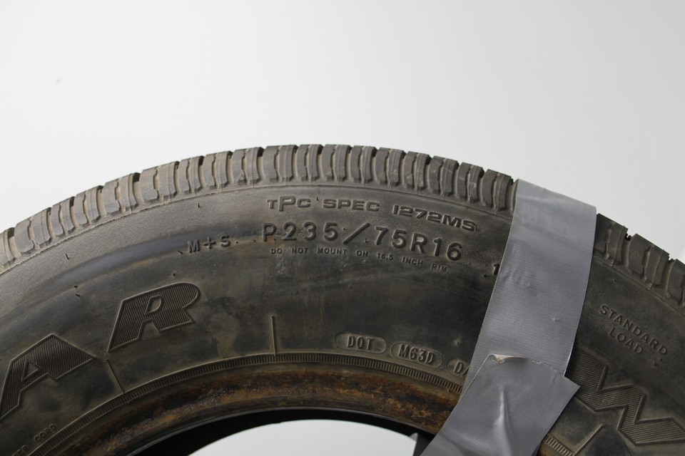 P235/75R16 Goodyear Wrangler All seasons ST 106S USED TIRE 11.5/32 TR#6 ...
